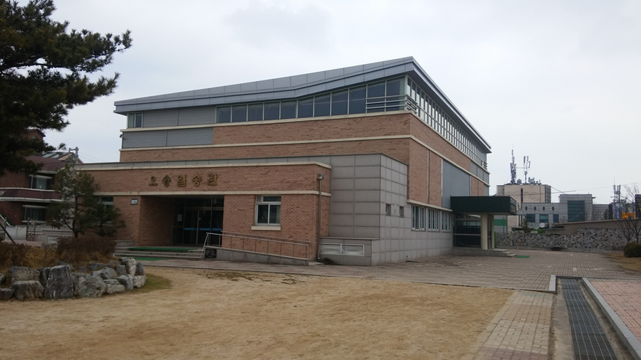 오송초등학교 다목적교실 대표 포스터