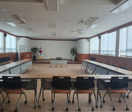 수동면사무소 2층 회의실 대표 포스터